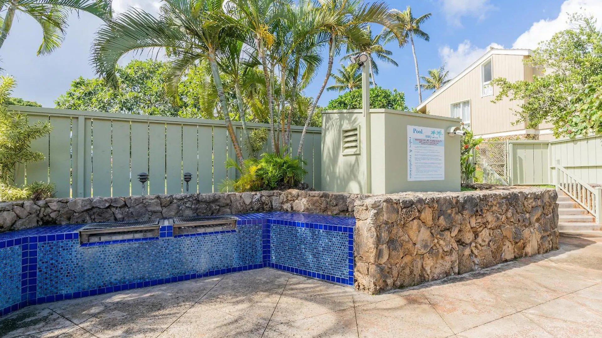 Welcome To Gorgeous Hideout - Your Serene Hawaiian Escape! Kahuku