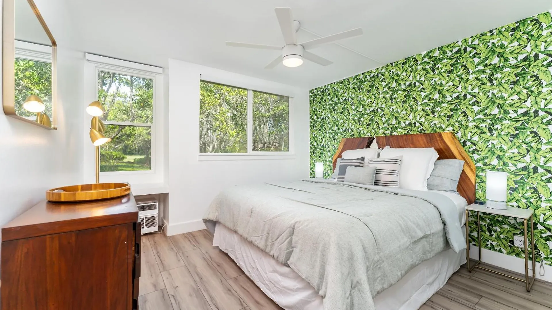 Welcome To Gorgeous Hideout - Your Serene Hawaiian Escape! Kahuku