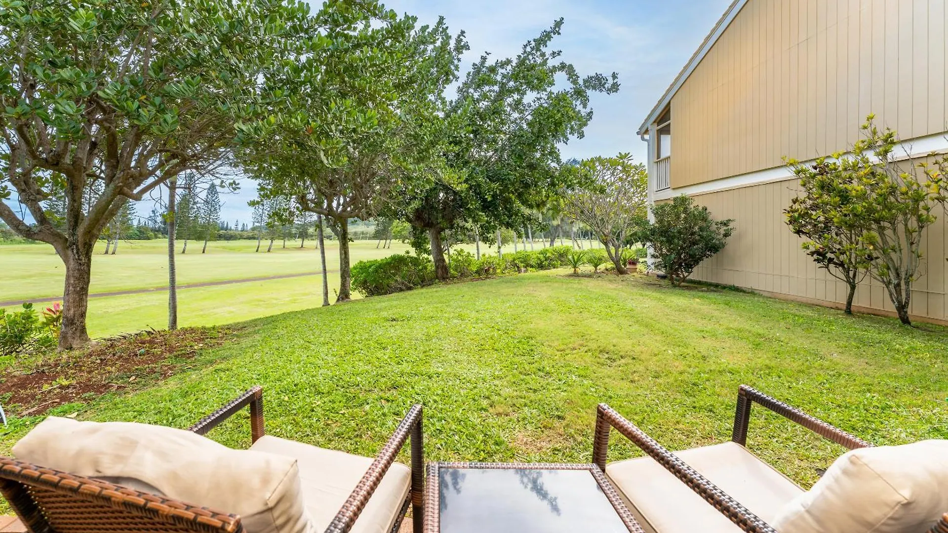 Welcome To Gorgeous Hideout - Your Serene Hawaiian Escape! Kahuku 0*,  United States